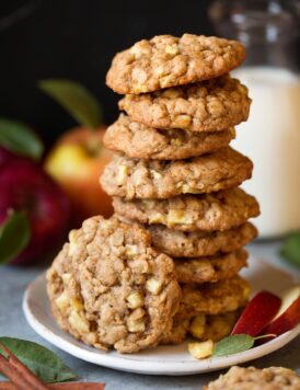 Apple Cinnamon Oatmeal Cookies