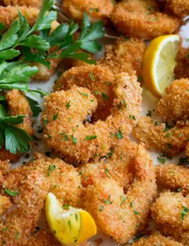 Close up image of fried shrimp.