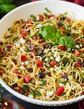 Garlicky Greek Spaghetti Toss